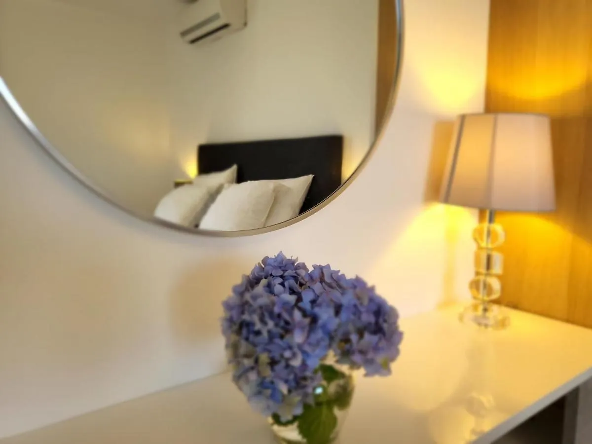 Modern Apartment Tara With Parking Malinska